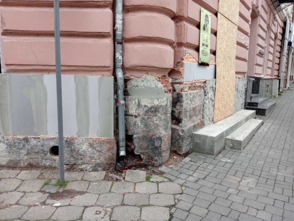 Зупинили незаконні будівельні роботи на пам&rsquo;ятці архітектури у Франківську