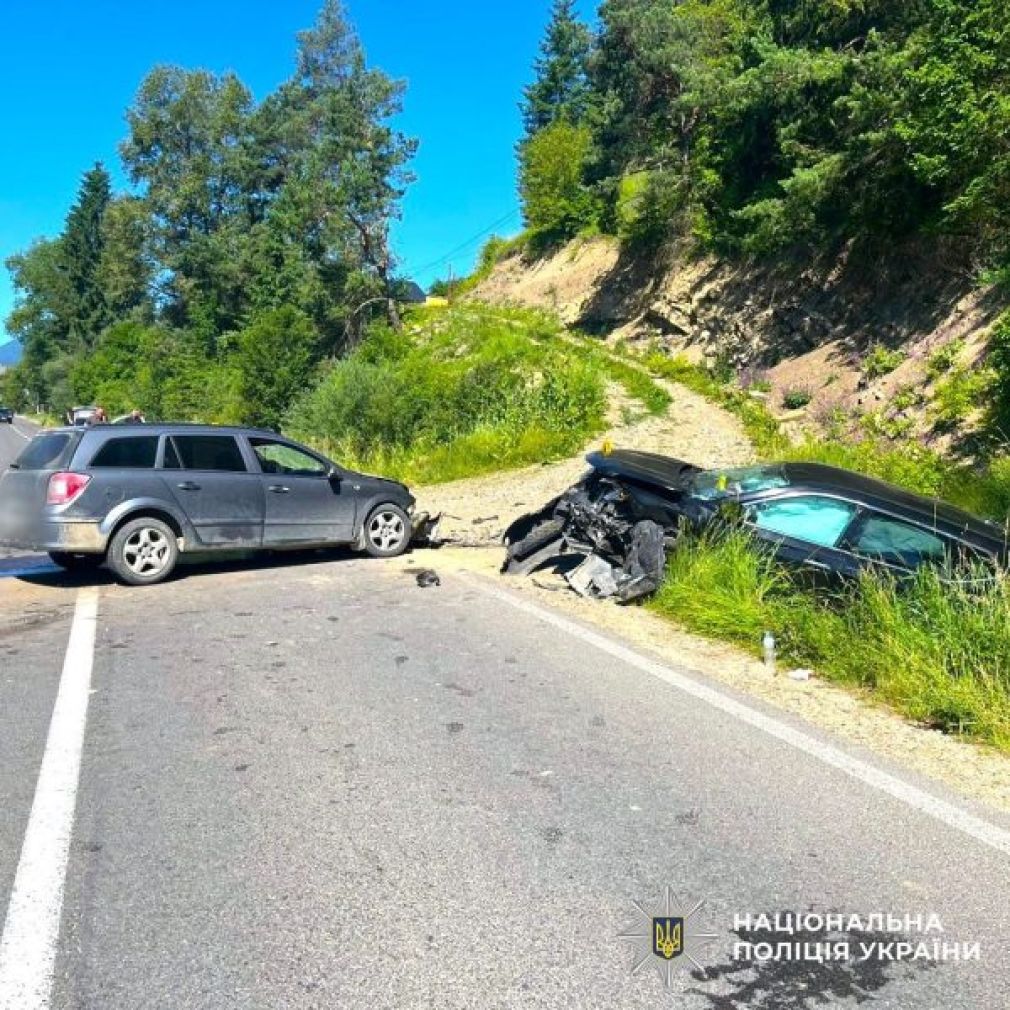 У Долині автобус на смерть збив літню жінку