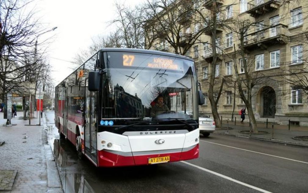 У Франківську через будівництво на автостанції №3 змінять маршрути кількох автобусів